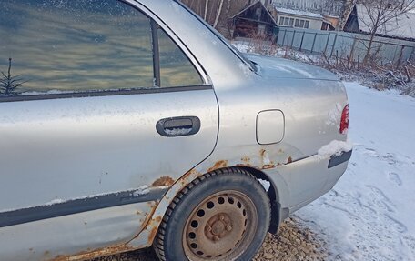 Mitsubishi Carisma I, 2003 год, 140 000 рублей, 4 фотография