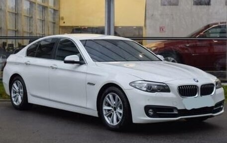 BMW 5 серия, 2013 год, 1 950 000 рублей, 8 фотография