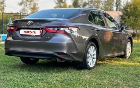 Toyota Camry, 2022 год, 4 250 000 рублей, 3 фотография