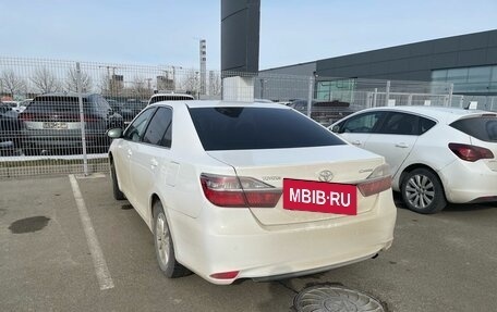 Toyota Camry, 2015 год, 1 915 000 рублей, 4 фотография