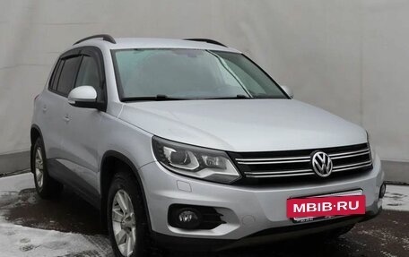 Volkswagen Tiguan I, 2012 год, 1 679 000 рублей, 3 фотография