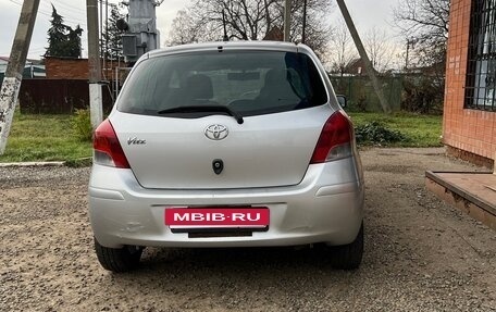 Toyota Vitz, 2009 год, 600 000 рублей, 4 фотография