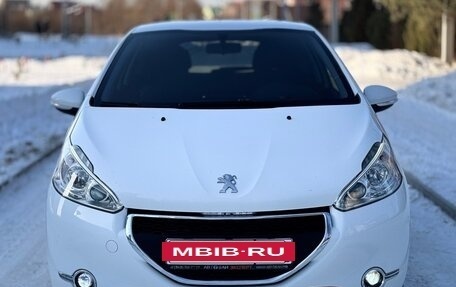 Peugeot 208 II, 2013 год, 610 000 рублей, 3 фотография