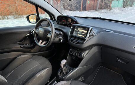 Peugeot 208 II, 2013 год, 610 000 рублей, 24 фотография