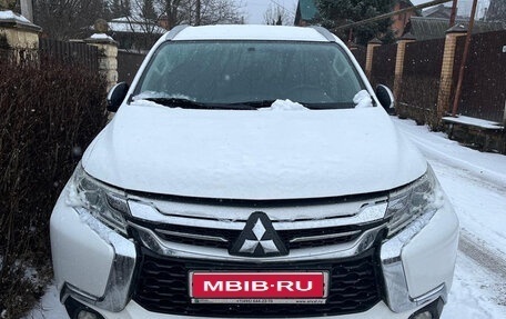 Mitsubishi Pajero Sport III рестайлинг, 2019 год, 3 099 999 рублей, 1 фотография