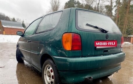 Volkswagen Polo III рестайлинг, 1995 год, 195 000 рублей, 3 фотография