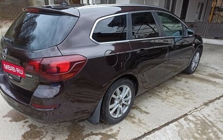 Opel Astra J, 2012 год, 860 000 рублей, 9 фотография