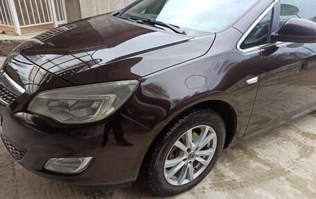 Opel Astra J, 2012 год, 860 000 рублей, 16 фотография