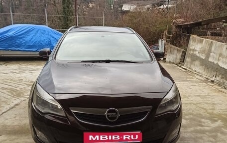 Opel Astra J, 2012 год, 860 000 рублей, 29 фотография