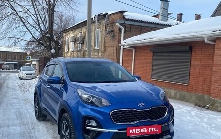 KIA Sportage IV рестайлинг, 2020 год, 2 500 000 рублей, 4 фотография