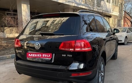 Volkswagen Touareg III, 2010 год, 1 700 000 рублей, 6 фотография