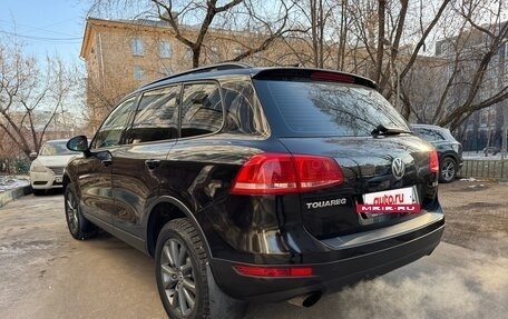 Volkswagen Touareg III, 2010 год, 1 700 000 рублей, 2 фотография