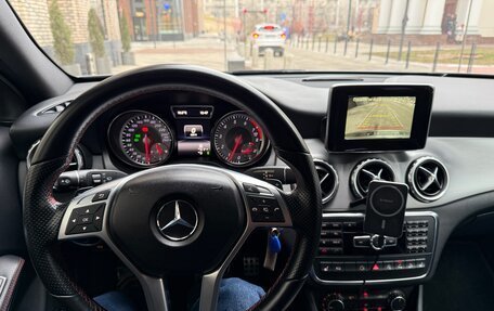 Mercedes-Benz GLA, 2015 год, 2 299 000 рублей, 17 фотография