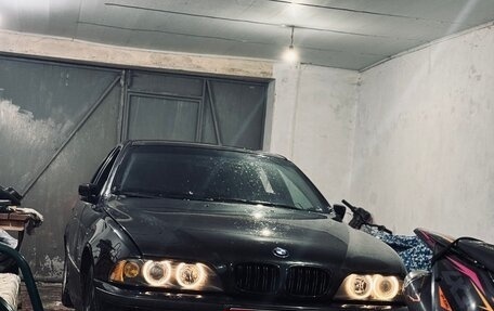 BMW 5 серия, 1998 год, 450 000 рублей, 3 фотография