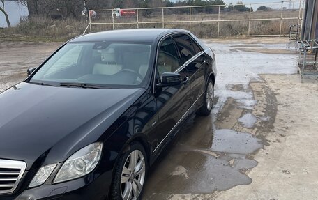 Mercedes-Benz E-Класс, 2010 год, 1 750 000 рублей, 18 фотография