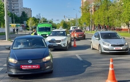 Volkswagen Polo VI (EU Market), 2017 год, 950 000 рублей, 12 фотография