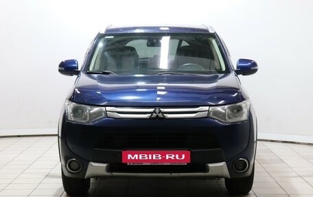 Mitsubishi Outlander III рестайлинг 3, 2014 год, 1 258 000 рублей, 3 фотография