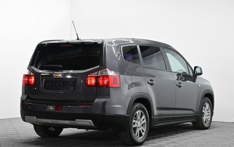 Chevrolet Orlando I, 2011 год, 995 000 рублей, 2 фотография