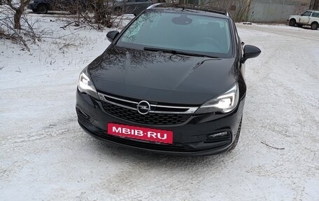 Opel Astra K, 2019 год, 1 600 000 рублей, 8 фотография