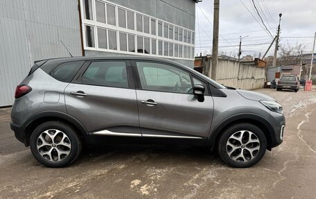 Renault Kaptur I рестайлинг, 2017 год, 1 599 000 рублей, 4 фотография