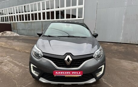 Renault Kaptur I рестайлинг, 2017 год, 1 599 000 рублей, 2 фотография