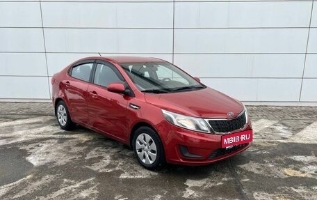 KIA Rio III рестайлинг, 2012 год, 1 000 000 рублей, 3 фотография