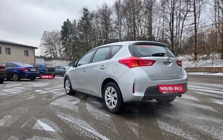 Toyota Auris II, 2013 год, 9 фотография