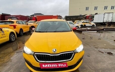 Skoda Rapid II, 2022 год, 1 386 180 рублей, 2 фотография