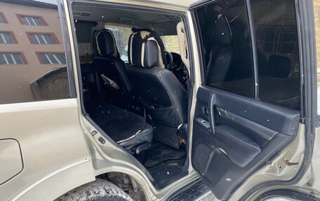 Mitsubishi Pajero IV, 2010 год, 1 480 000 рублей, 14 фотография