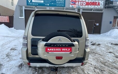 Mitsubishi Pajero IV, 2010 год, 1 480 000 рублей, 4 фотография