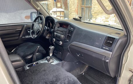 Mitsubishi Pajero IV, 2010 год, 1 480 000 рублей, 16 фотография