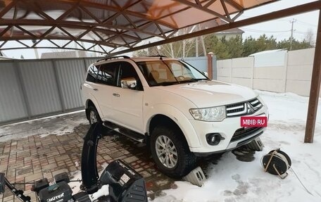 Mitsubishi Pajero Sport II рестайлинг, 2014 год, 2 000 000 рублей, 7 фотография