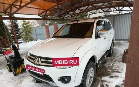 Mitsubishi Pajero Sport II рестайлинг, 2014 год, 2 000 000 рублей, 9 фотография