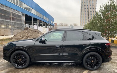 Porsche Cayenne III, 2024 год, 17 290 000 рублей, 2 фотография