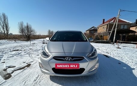 Hyundai Solaris II рестайлинг, 2014 год, 1 300 000 рублей, 8 фотография