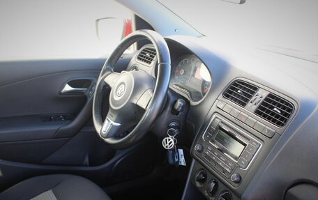 Volkswagen Polo VI (EU Market), 2013 год, 730 000 рублей, 12 фотография