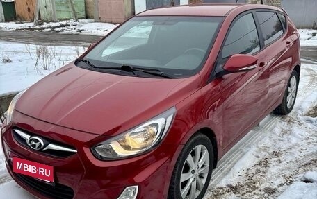 Hyundai Solaris II рестайлинг, 2012 год, 1 150 000 рублей, 1 фотография