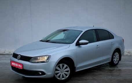 Volkswagen Jetta VI, 2013 год, 974 000 рублей, 1 фотография