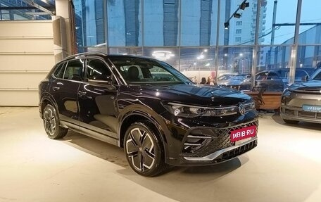 Volkswagen Tiguan, 2024 год, 5 550 000 рублей, 3 фотография