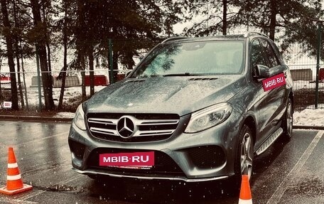 Mercedes-Benz GLE, 2016 год, 4 350 000 рублей, 3 фотография