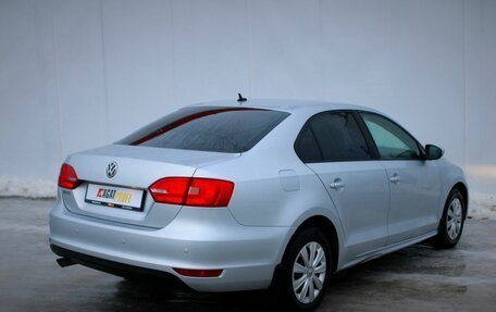 Volkswagen Jetta VI, 2013 год, 974 000 рублей, 7 фотография