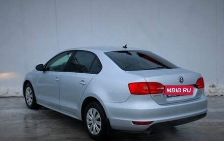 Volkswagen Jetta VI, 2013 год, 974 000 рублей, 5 фотография