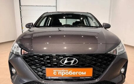 Hyundai Solaris II рестайлинг, 2021 год, 1 730 000 рублей, 2 фотография