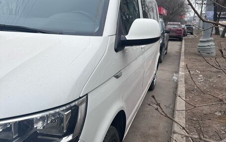 Volkswagen Caravelle T6 рестайлинг, 2019 год, 3 450 000 рублей, 5 фотография