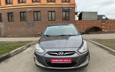 Hyundai Solaris II рестайлинг, 2013 год, 700 000 рублей, 1 фотография