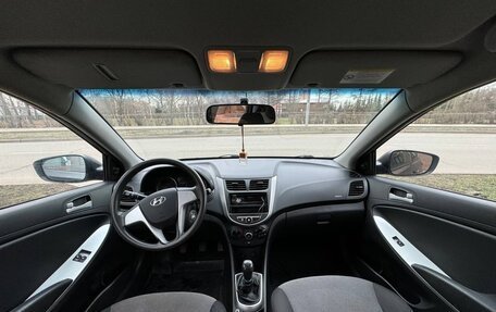 Hyundai Solaris II рестайлинг, 2013 год, 700 000 рублей, 6 фотография