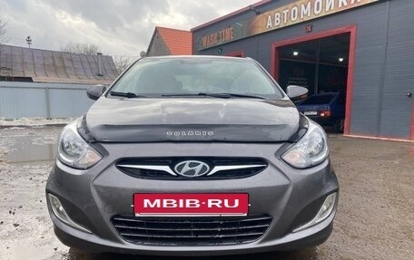 Hyundai Solaris II рестайлинг, 2014 год, 715 000 рублей, 2 фотография