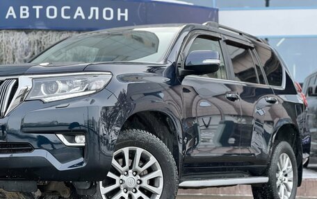 Toyota Land Cruiser Prado 150 рестайлинг 2, 2018 год, 4 990 000 рублей, 6 фотография