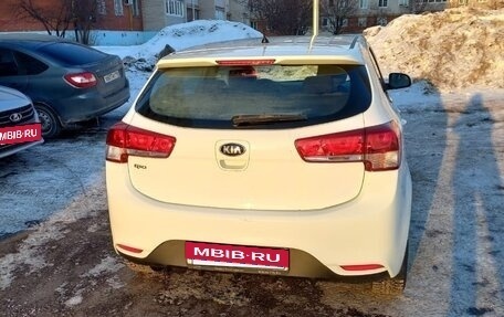 KIA Rio III рестайлинг, 2015 год, 1 180 000 рублей, 4 фотография