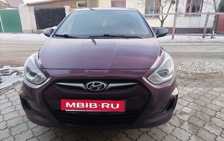 Hyundai Solaris II рестайлинг, 2011 год, 770 000 рублей, 6 фотография